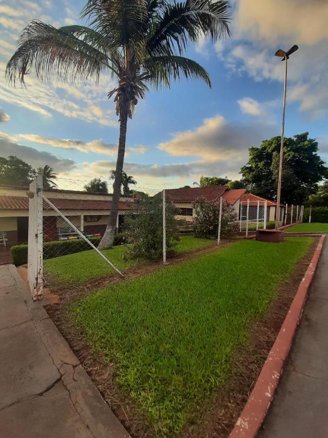 Associação Sabesp Cardoso - SP Hotel Exterior foto